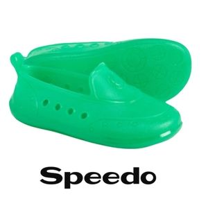 Speedo Jelly Water Shoes Green NWT! Size M 7-8